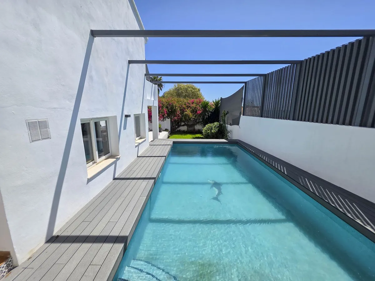 ecaefd65-ef18-4ac1-8377-dc6ab996455f