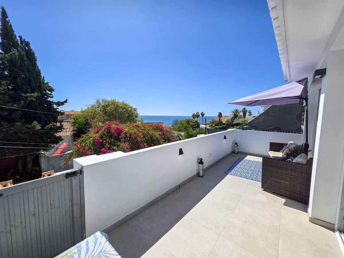 f758f1bf-400c-4dd6-b231-d67f49d35cb3