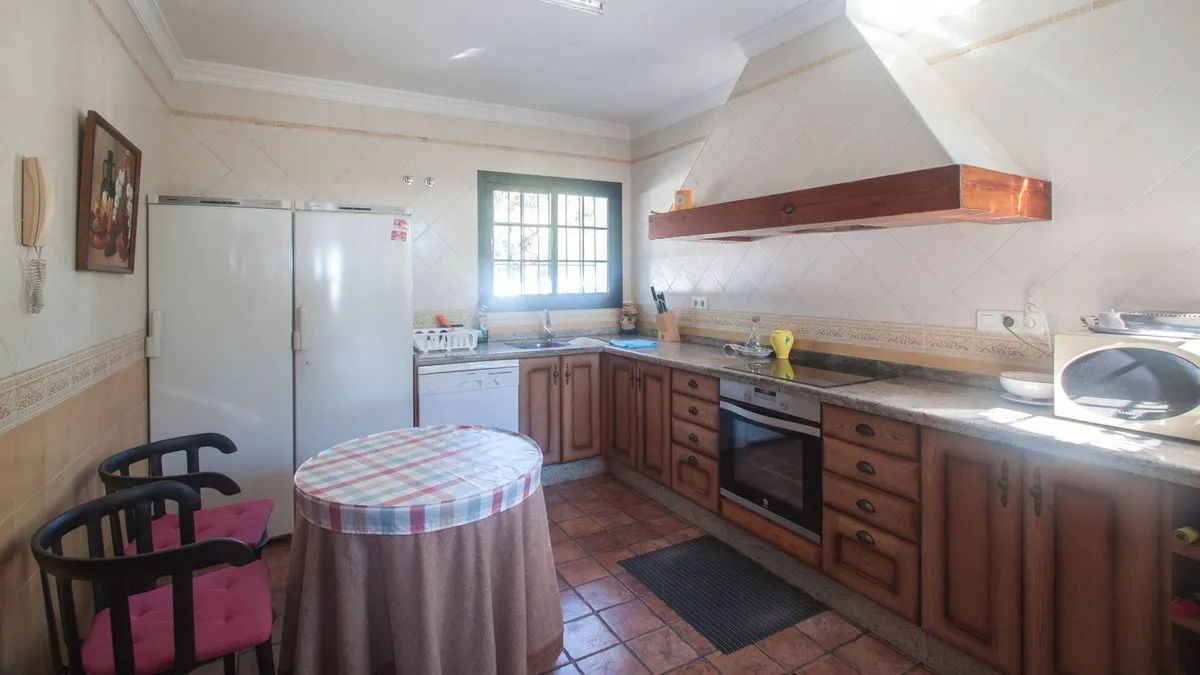 4cef0cb9-11c5-44a4-9fea-6030ae7afba4