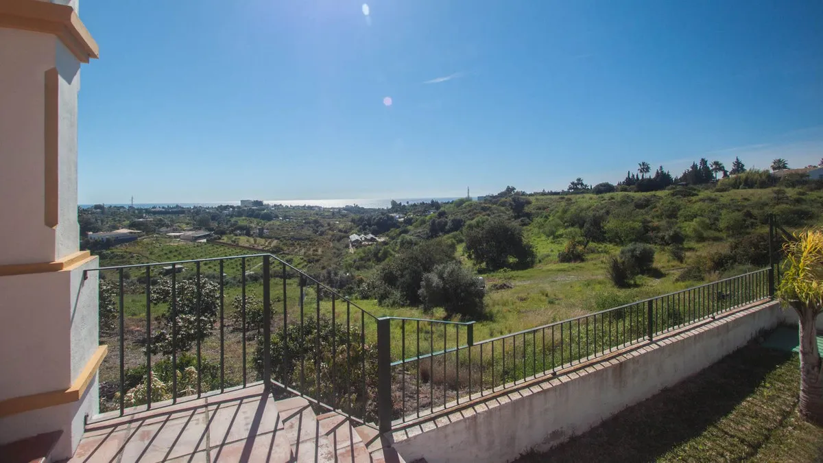 87bb601d-abec-4b4e-a1d1-8453e36770c1