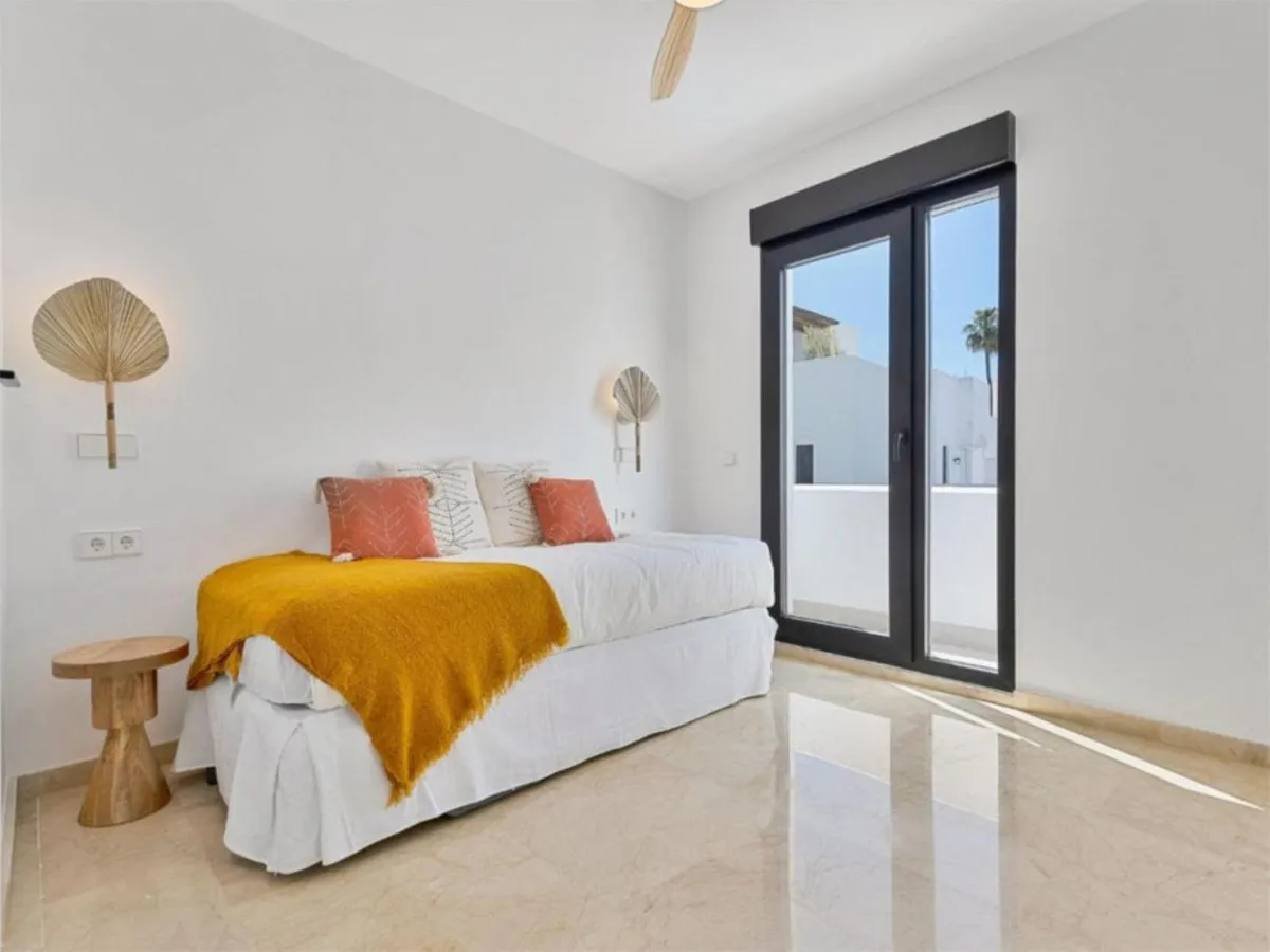 bd1ca230-cca8-43ed-8761-a9e78e47c9ba