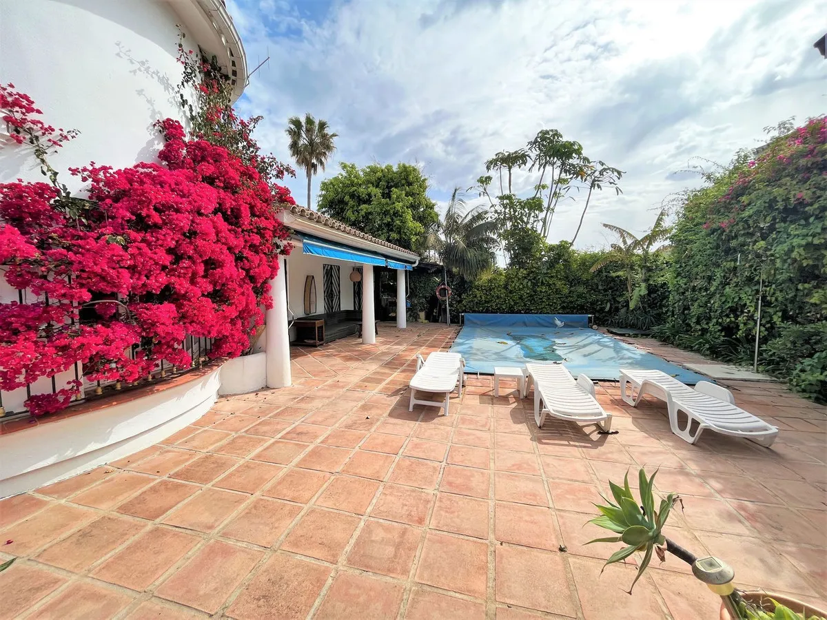 f709c187-a317-4f8f-ac9b-93d8792a6a66