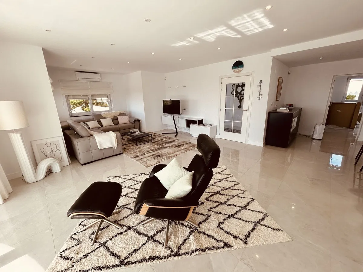 5370c012-4d50-4c18-b0ce-d7cc0edfea81