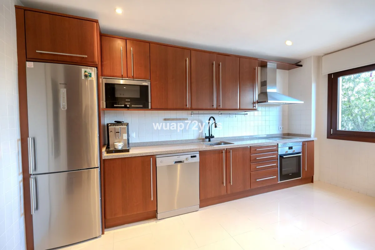 0b13fca4-75af-486b-9027-374862a20cb6