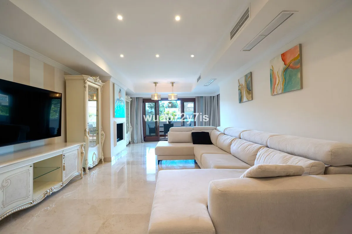 20bf7284-6c03-43b7-8af4-4bafac5b4422