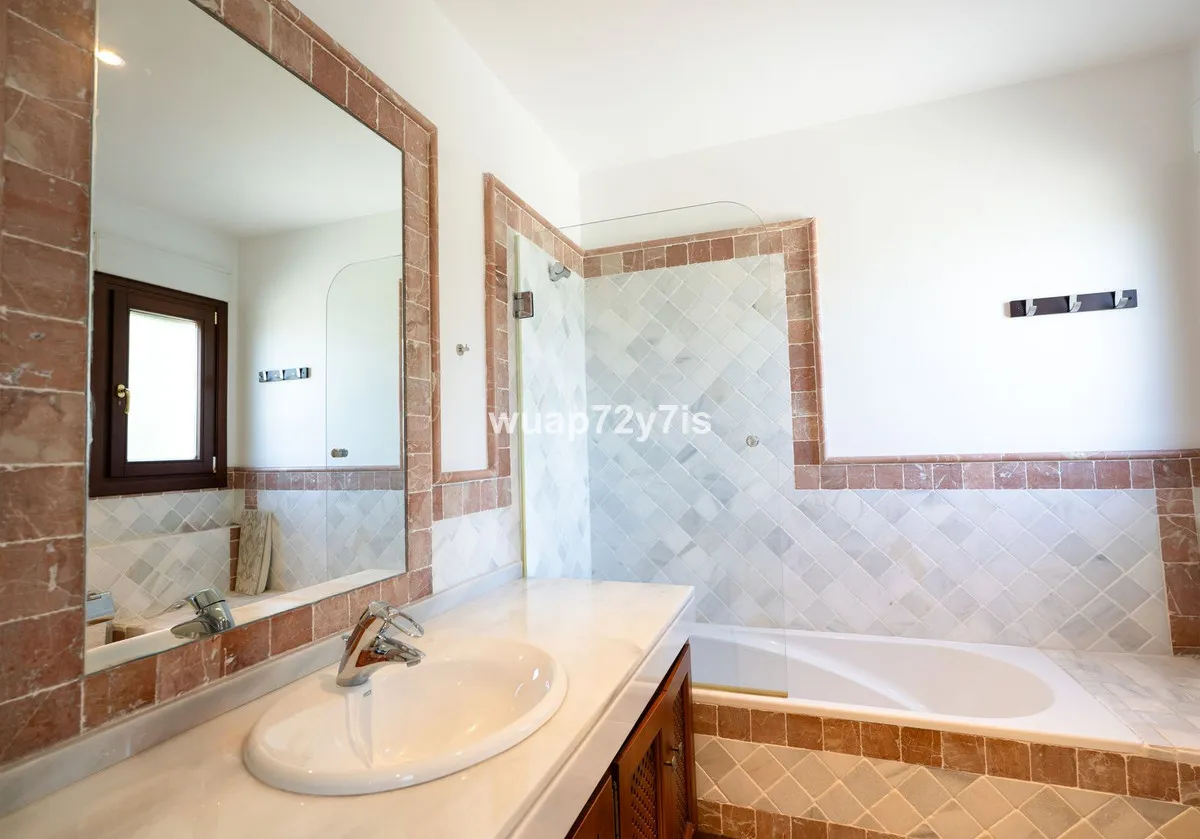 4c0d173b-feb5-4ca9-a8a4-f70ef62b6266