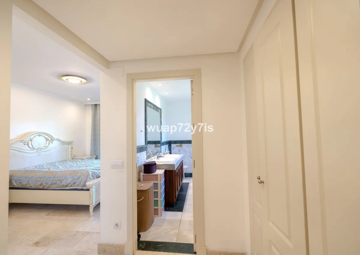 b2ca542a-9194-435d-afb4-49e089141c20