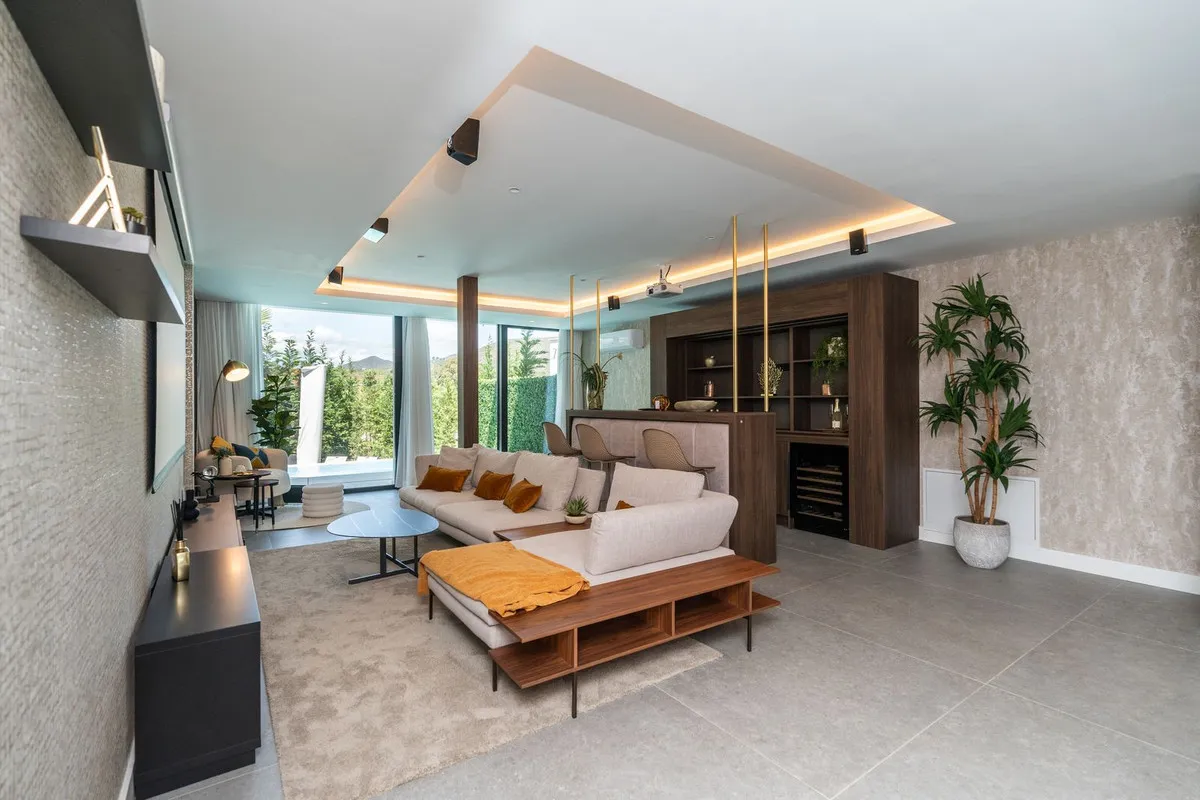 40d8f2e7-59f6-412c-bc74-99a6533ff805