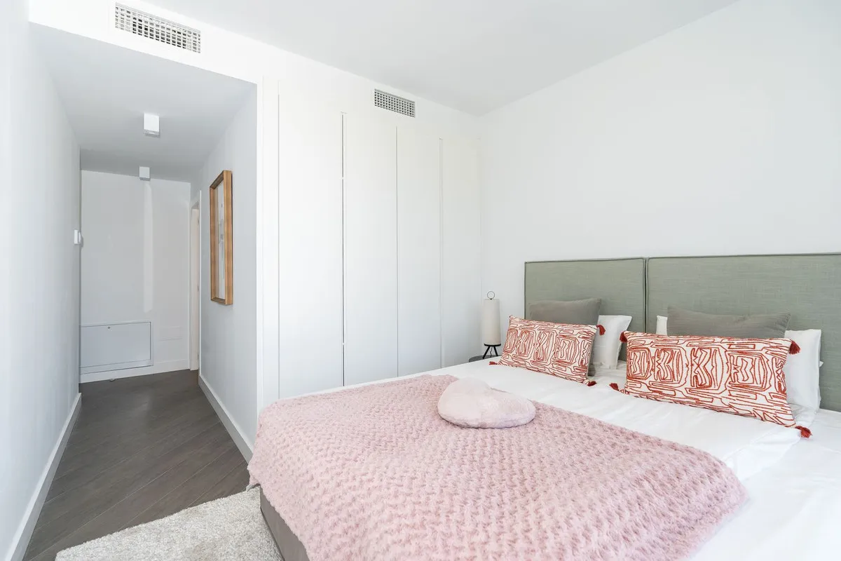 4fed76a5-5ca7-404d-ac0a-bdd7ffe50391