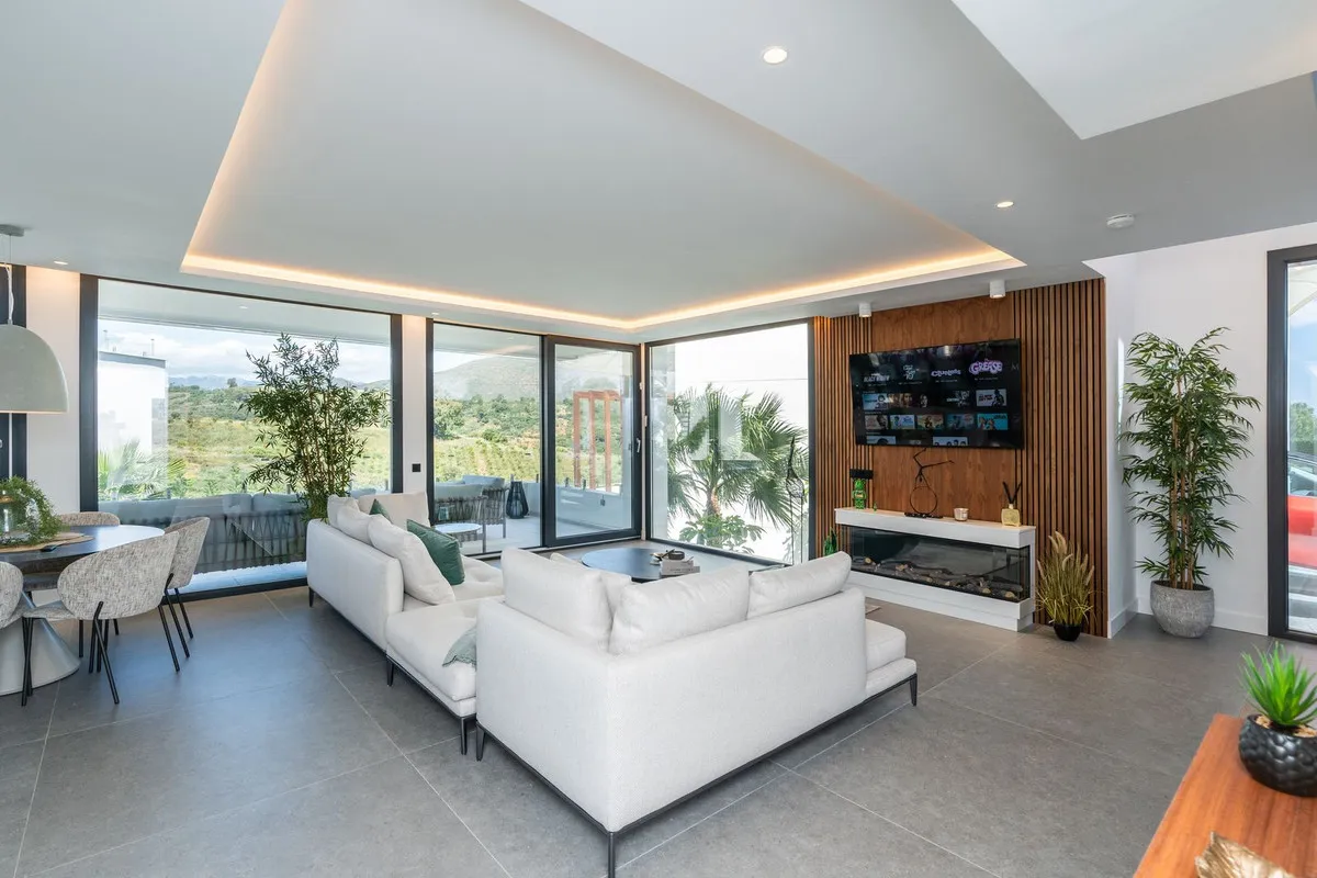 76d79164-6458-429c-b012-ff99b857e343