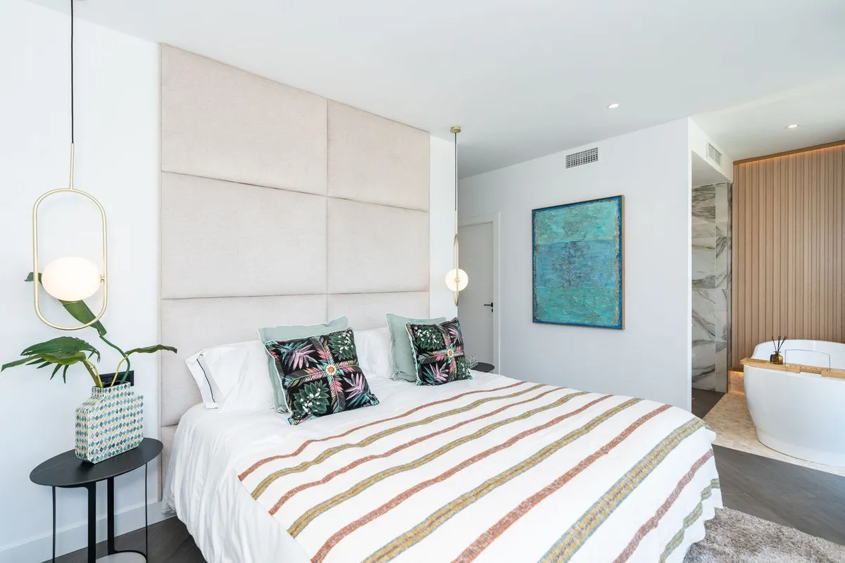 83182f2c-7e2b-4dc4-8ef8-86bba05fbdaa