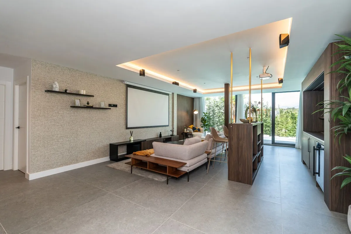 9ddb434c-a55f-4a67-a95d-7f66af9100b9