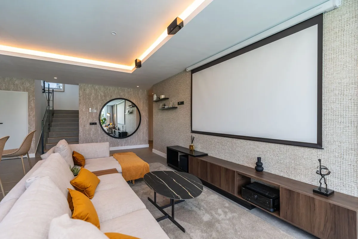 9e973692-fc95-45ea-b978-132ebc6876f2