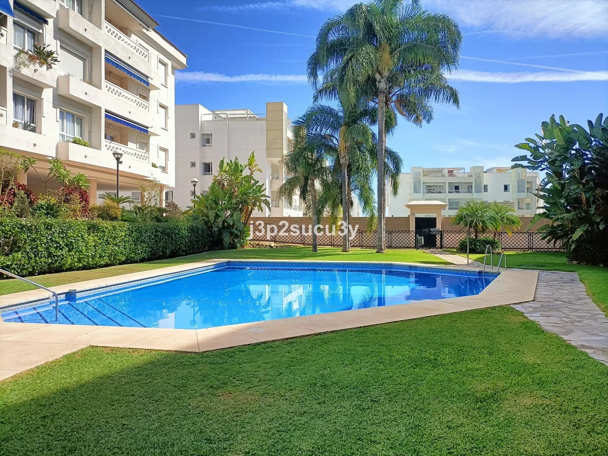 a4c8e62d-cc16-48f8-8f32-925cbc393f04