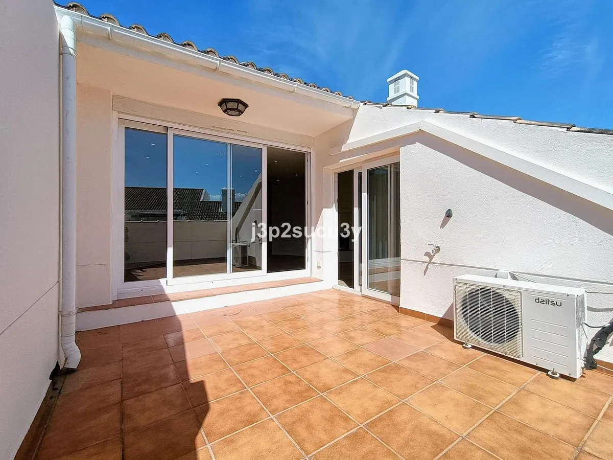 d6b489cb-e7d0-456b-880c-fe060de33503