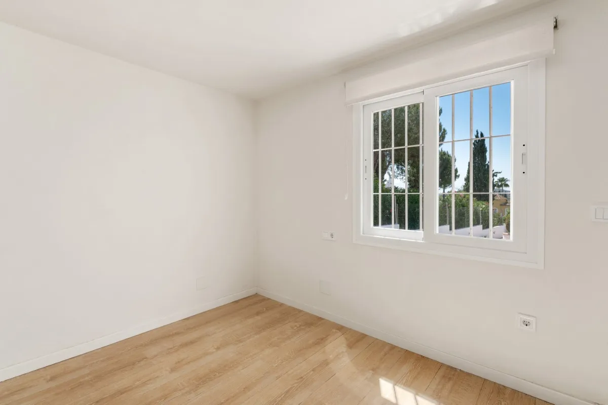 4aece46c-435d-4ade-8cb1-f9b7832d6556