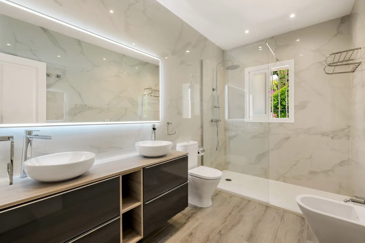 4f3537d4-f72e-46f4-a337-d78a939f9e18