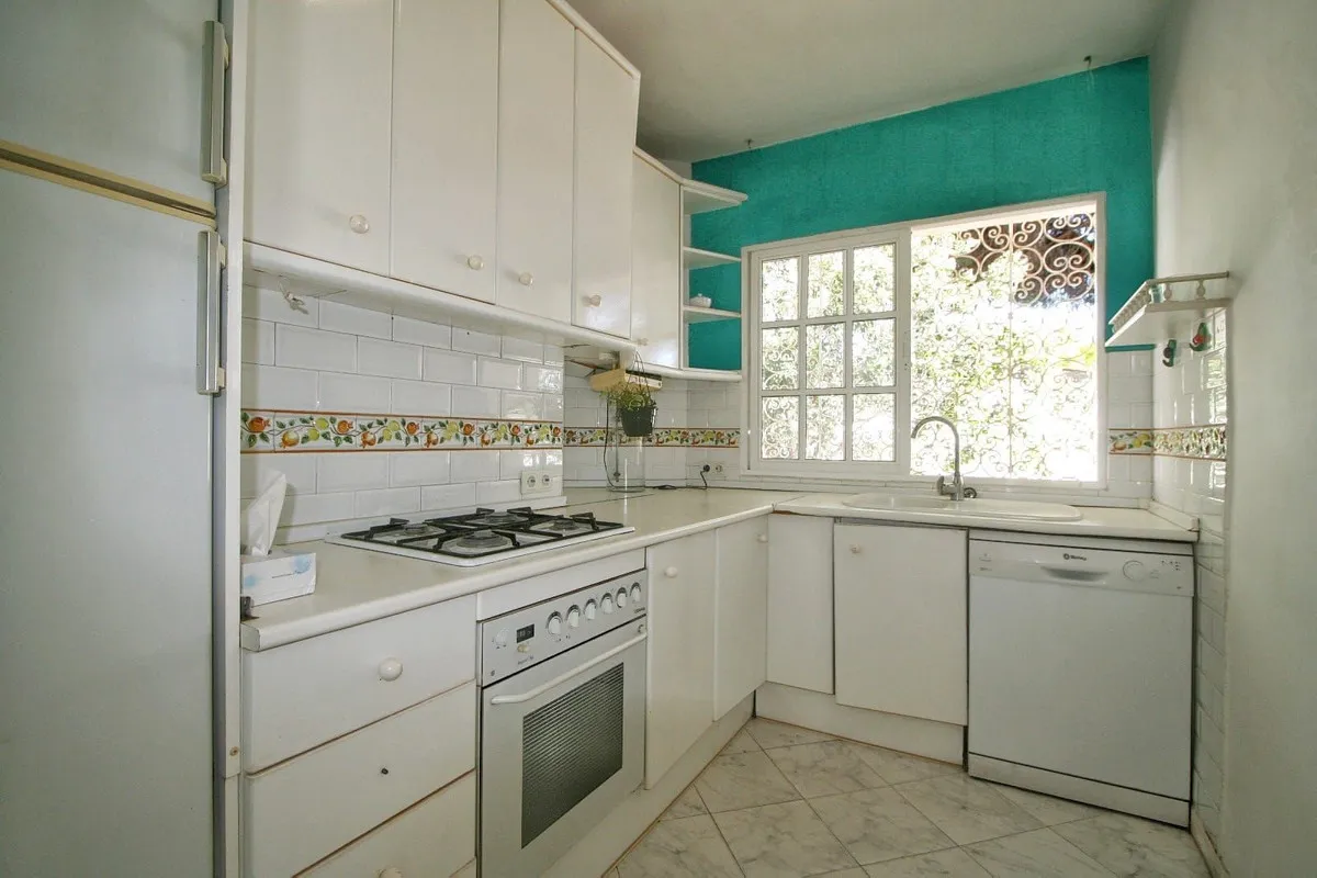 c9a02a78-e4e5-45aa-ae90-8fa7eb9b047a