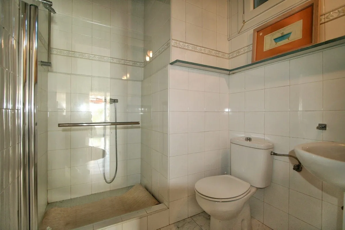 ca71781f-2af3-48bb-aa4e-64a93fedf595