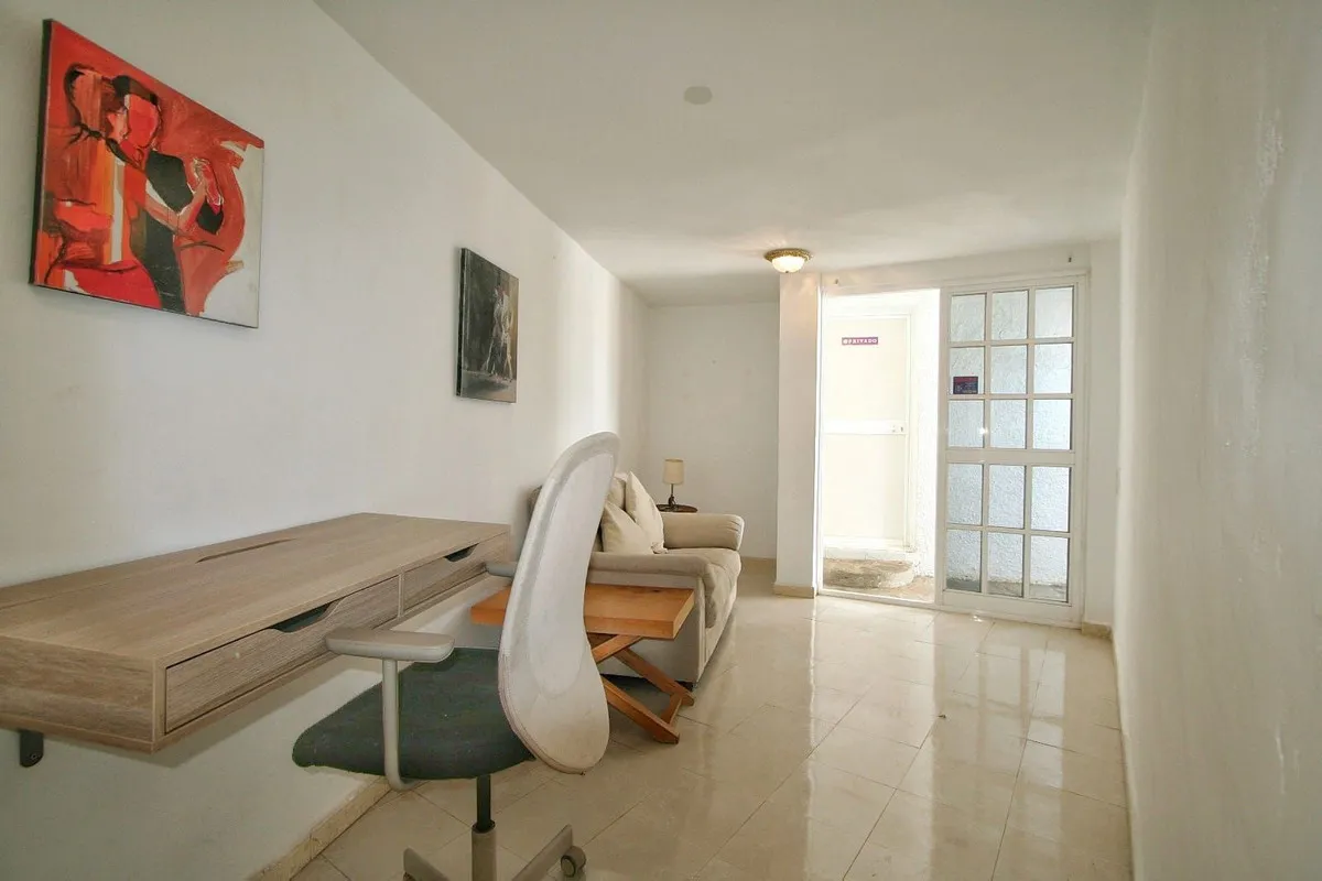 d079c61b-0cb5-4f08-a3ec-d025090dd541