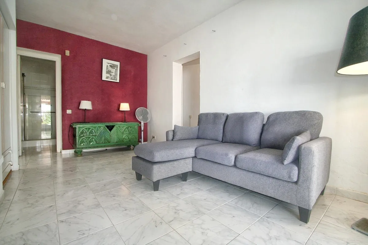 de5772cf-7e75-4eb3-9933-d8871bd31d57