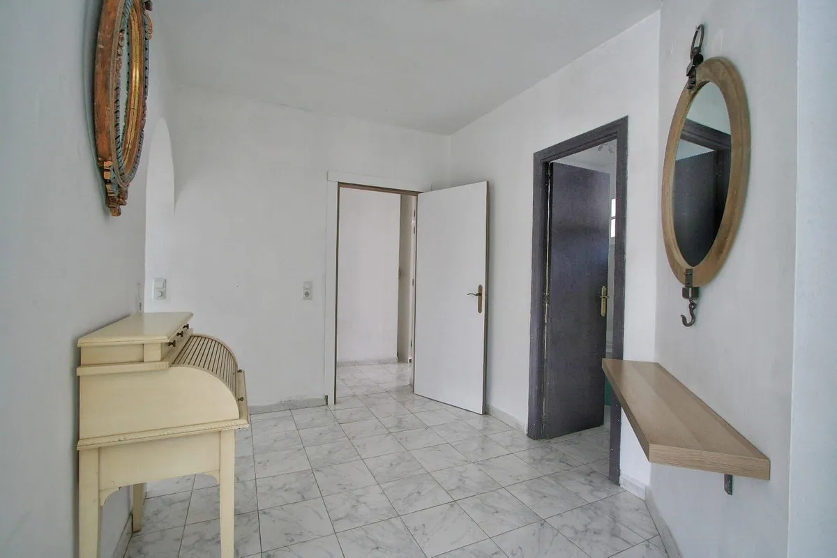 e59d08d3-7e14-474b-8425-c363a85d0ec1