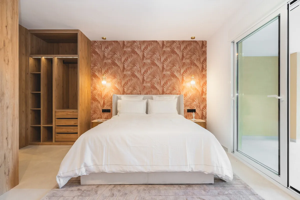 7aa7b2de-4998-4046-b2b4-e7da435e0f20