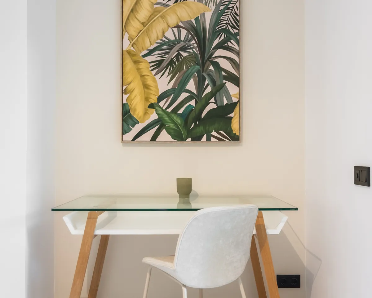 dc12bf77-1d10-4a12-9626-caa8877d923a