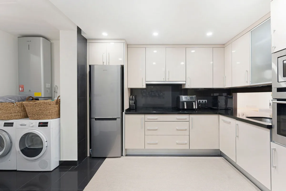 772f5355-8744-4148-877b-c0c54178cace