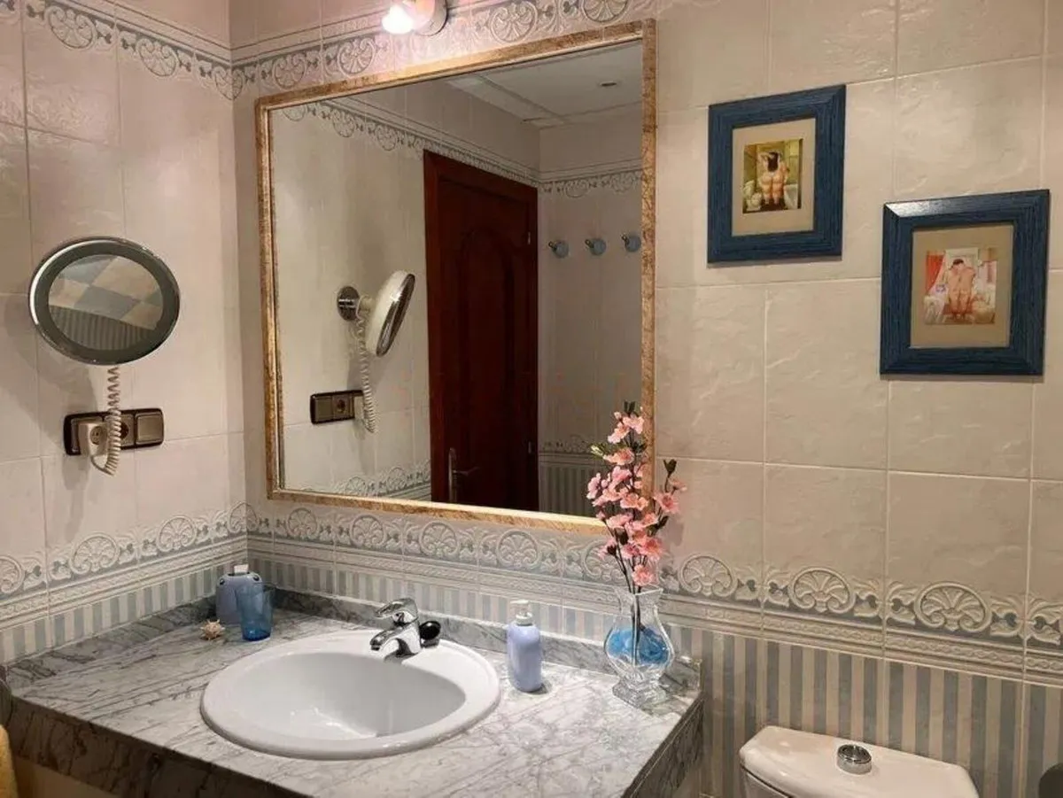 fc196cf8-9aa7-4296-86eb-8c0cf5d648d2