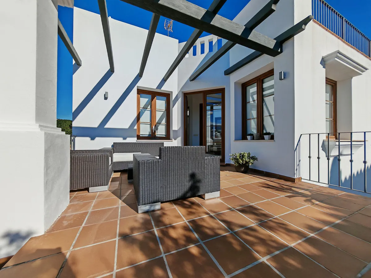 a46a8ce7-c8d8-4f70-a6be-1dc6c73dd33e