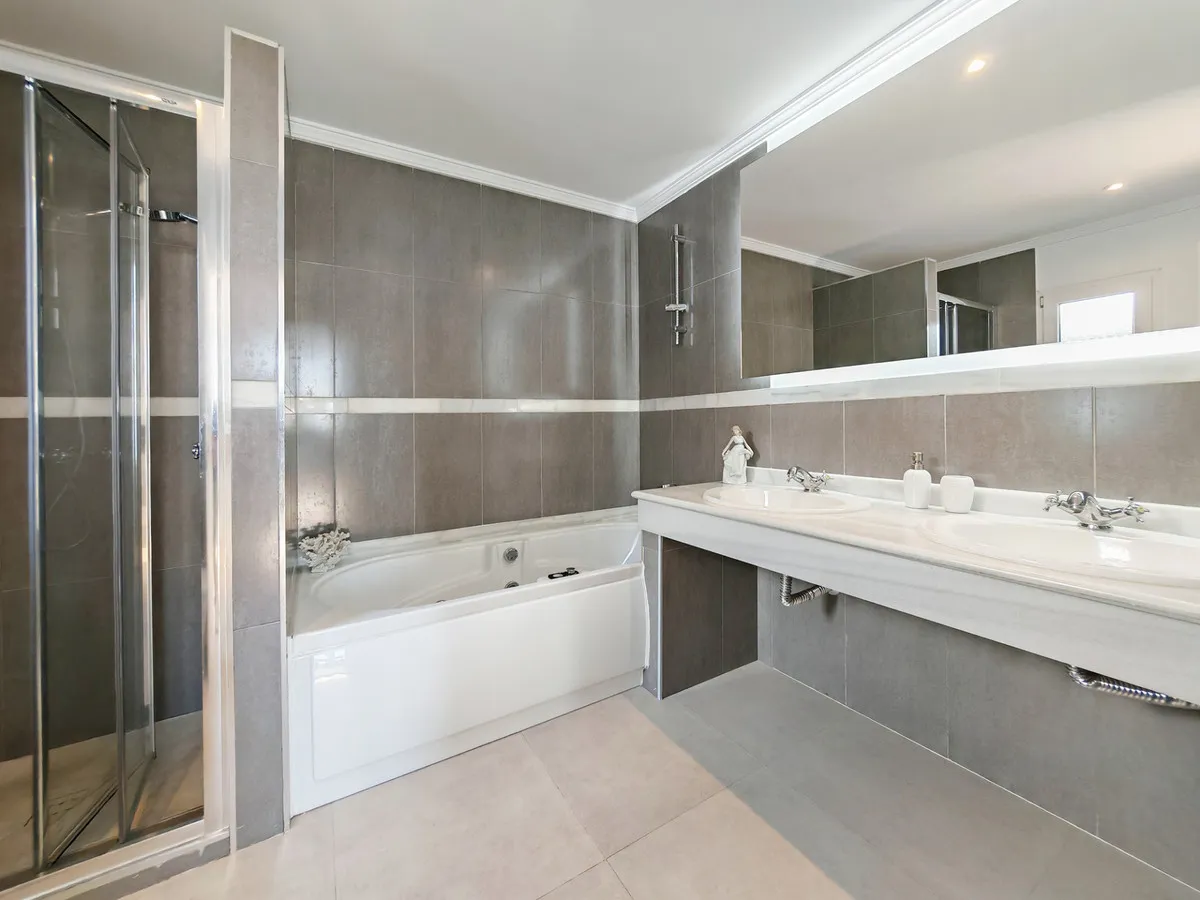 f5241c07-da71-488b-85c1-a4e1c633c1e4