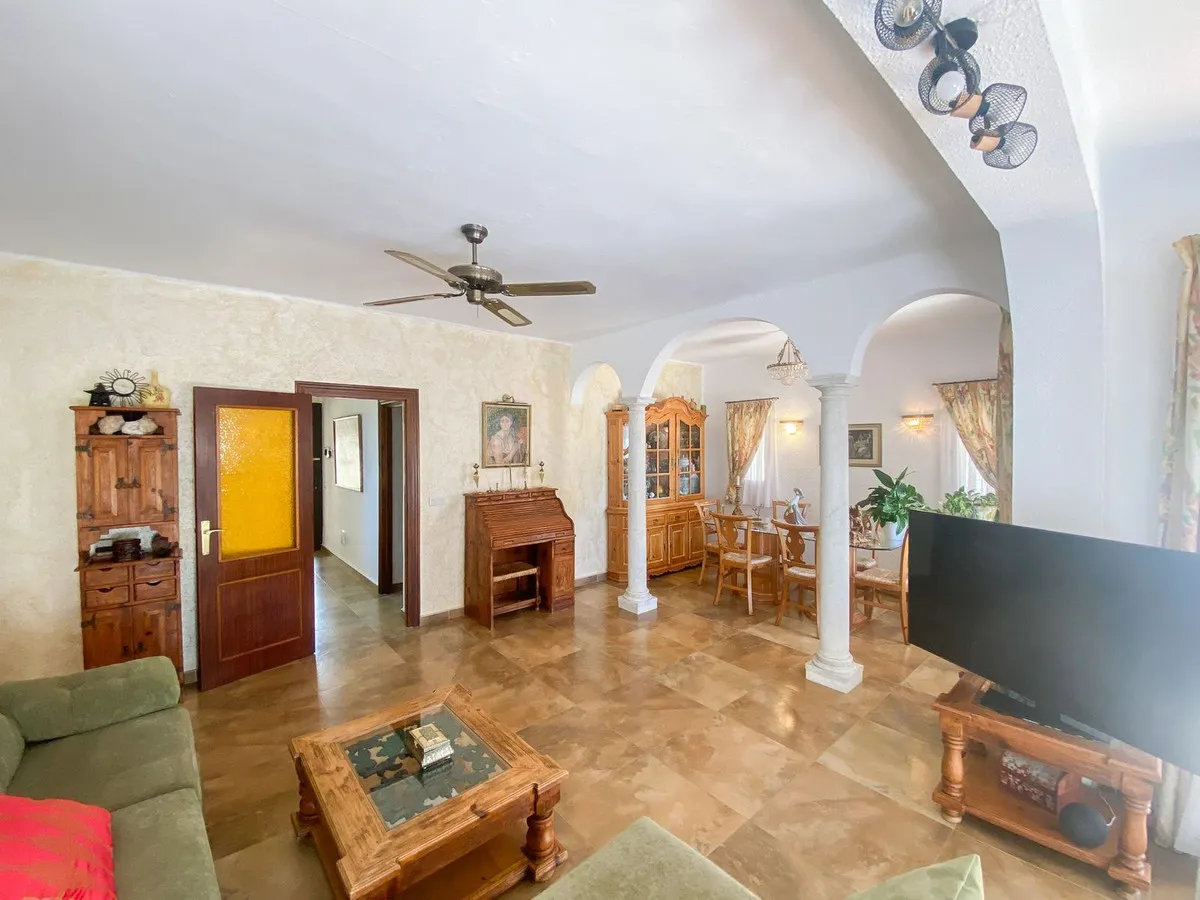 174c3a55-ef1b-4bf8-9ec4-9407fa31bf84