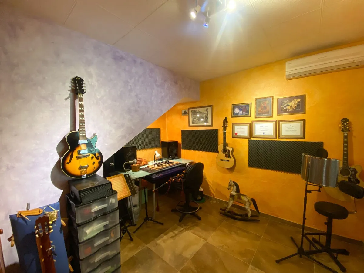 a6b4f60c-12d3-468f-93b7-235211dd6a8a