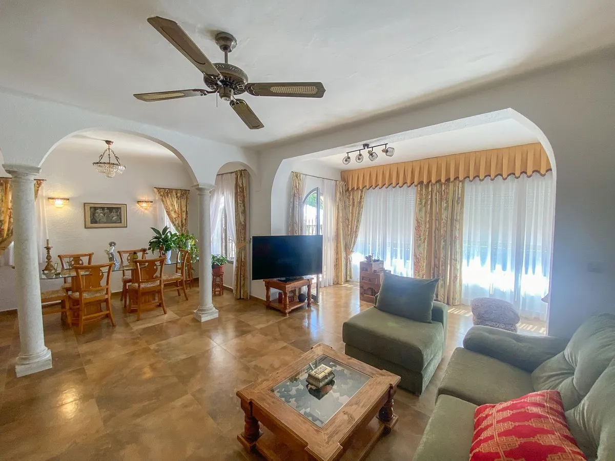 dfa04b73-8f97-412e-9224-c3e389834e2e