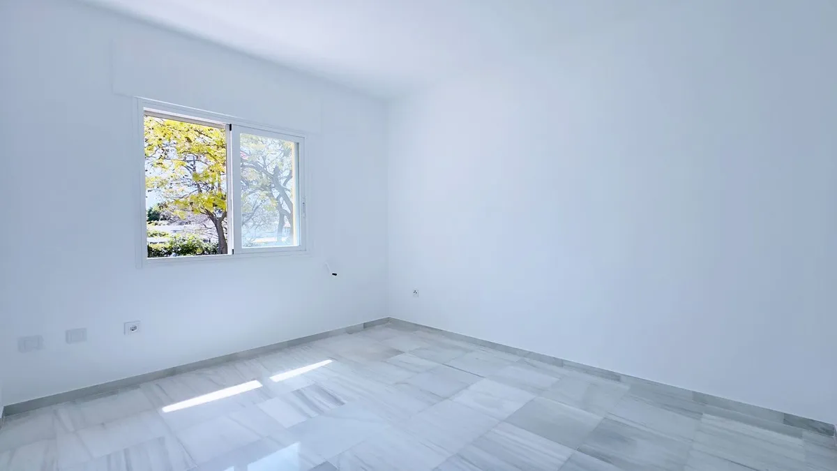 c0f79a94-cedf-46ae-924a-a3c36bc0d07f