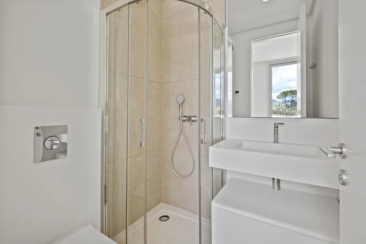 ee80f0bc-3c45-437b-9149-90fef0c5f080