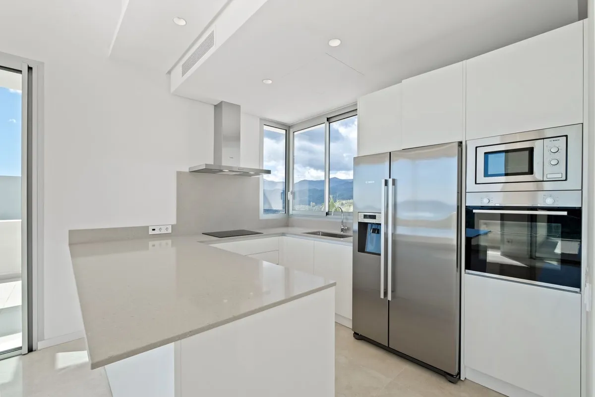 f721b04d-0d94-4d1a-86ba-2c95c6d735f2