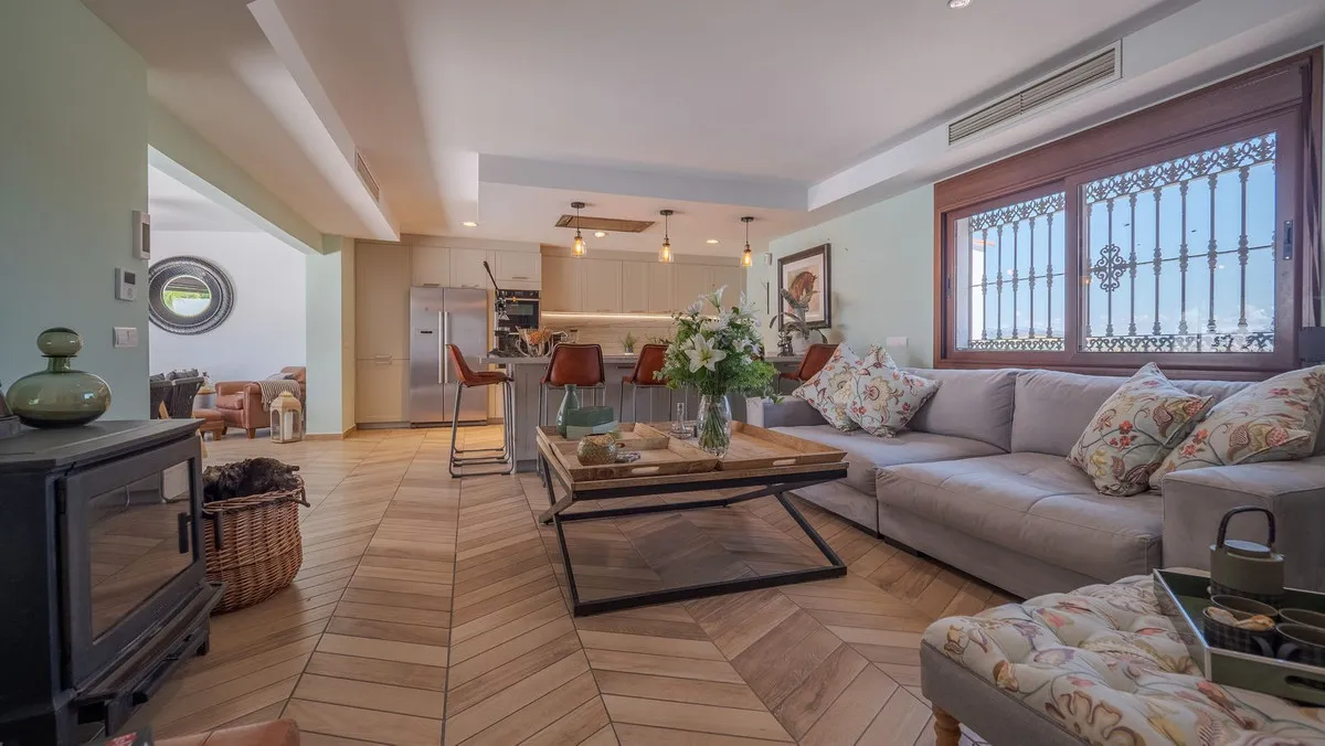 0891c385-75d2-474a-88c4-eb8d7121fdcc