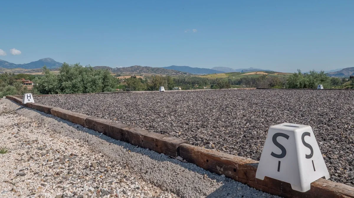 75495c4c-edba-4e27-ae9e-1395ad352954