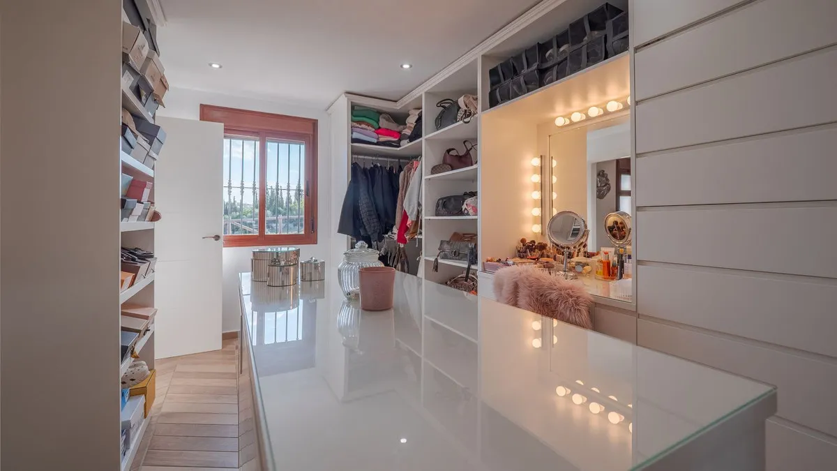 7fad55f5-1443-4871-a914-fcc5c8356893