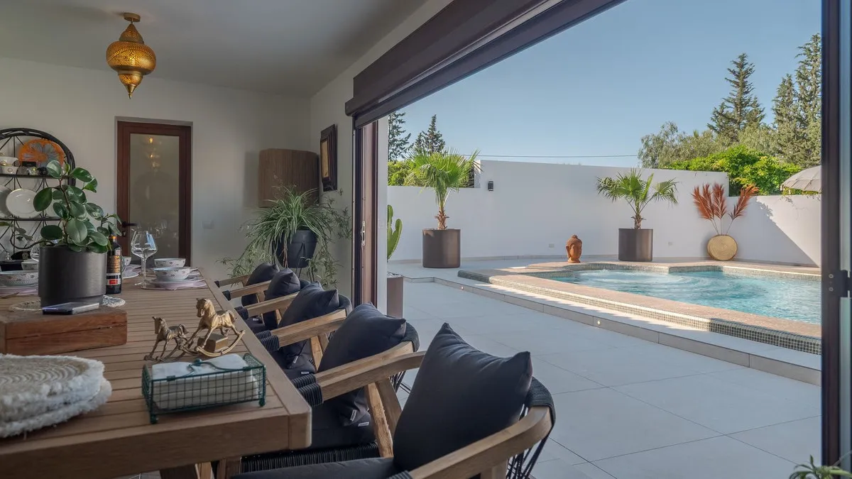 8526c16f-18cb-4d0a-8815-8ae0ab689123