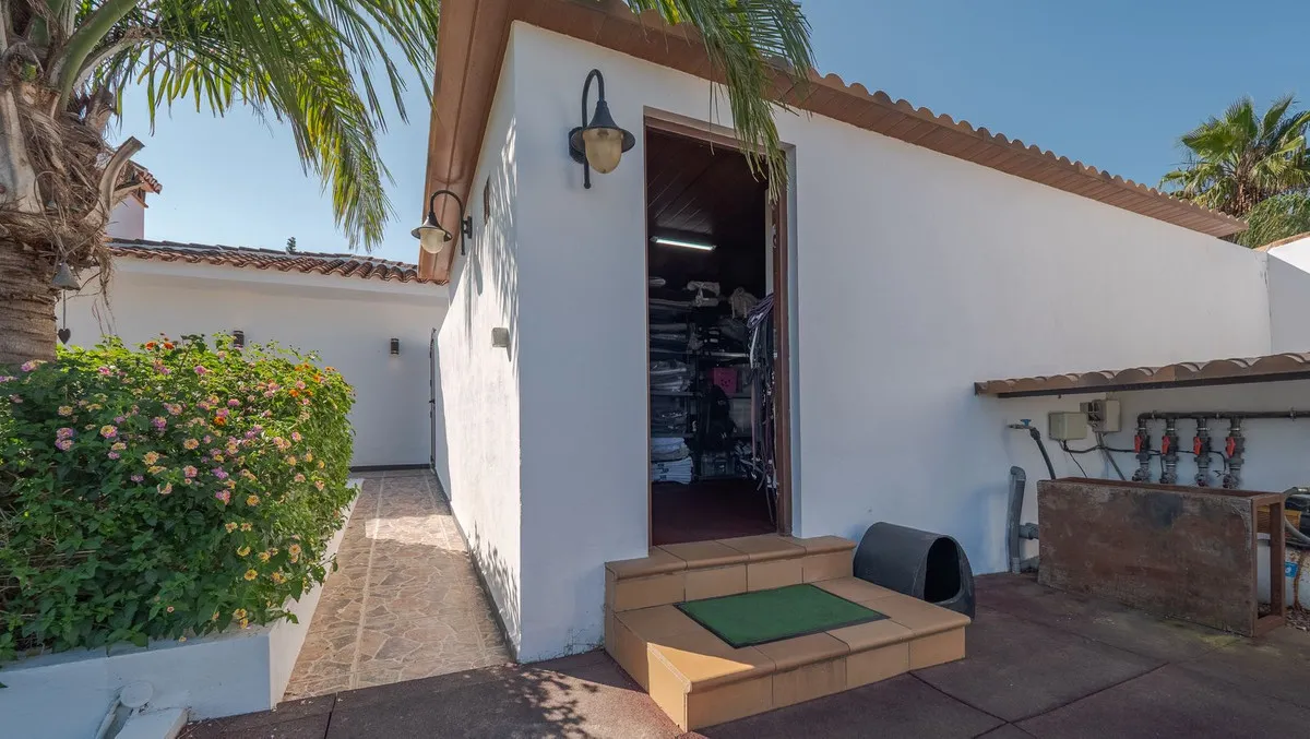 d83417ae-e277-4b84-b60e-c9edf1d53792