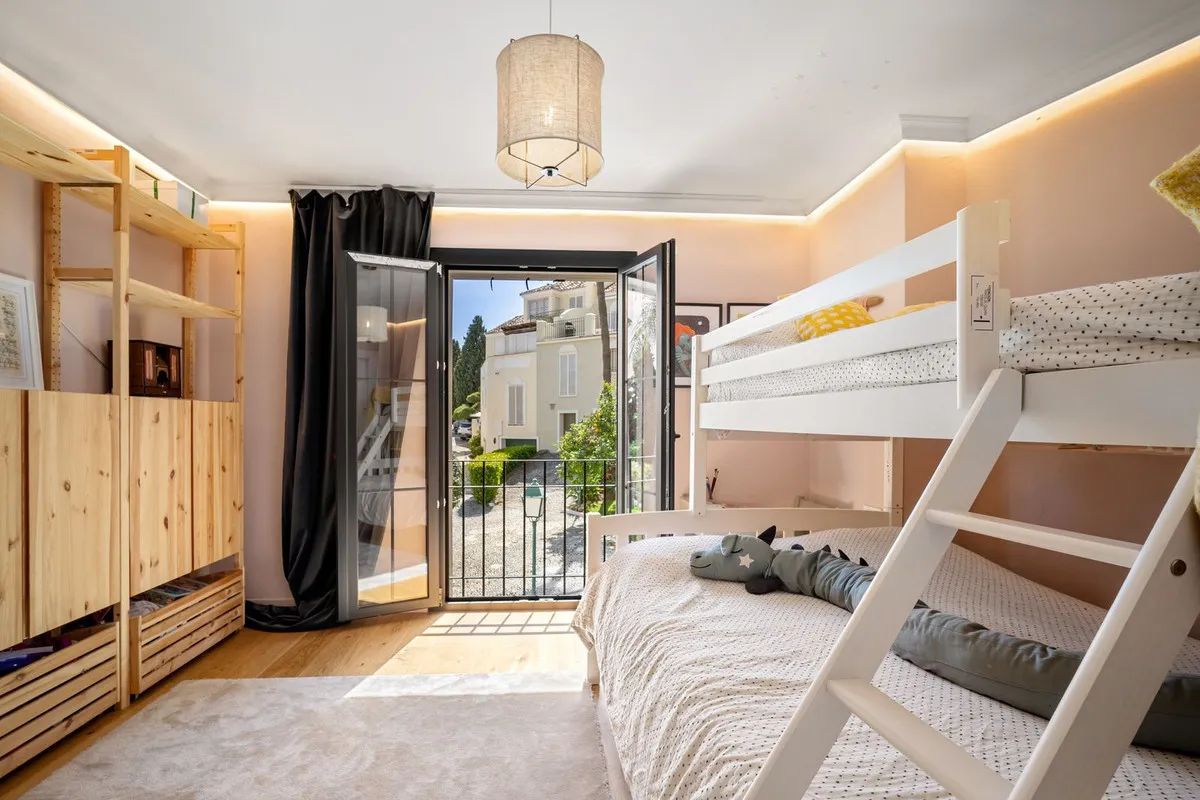 02470e94-9834-46ff-8f0b-61242bd79bdf