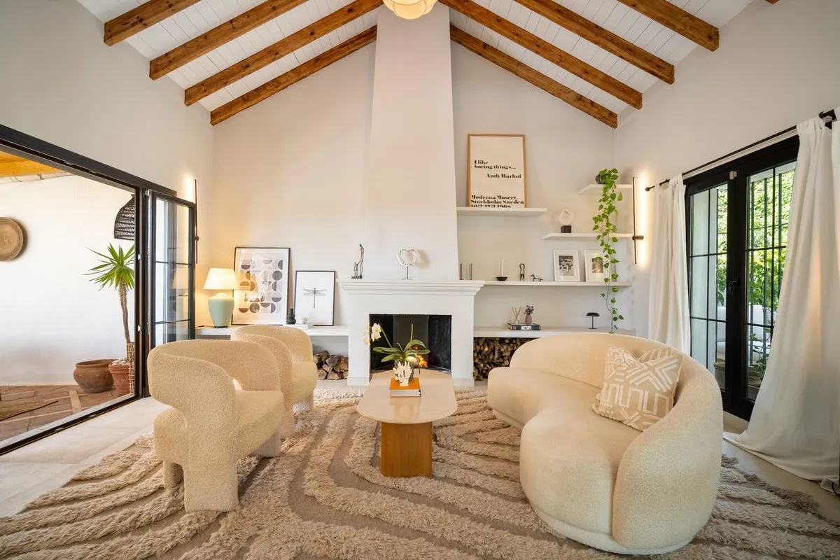 14fca706-c088-4a97-92c9-4aa174a39f79