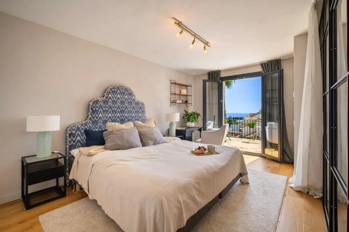 27adc0fa-2fc2-48d2-9829-1d7a8143eea4