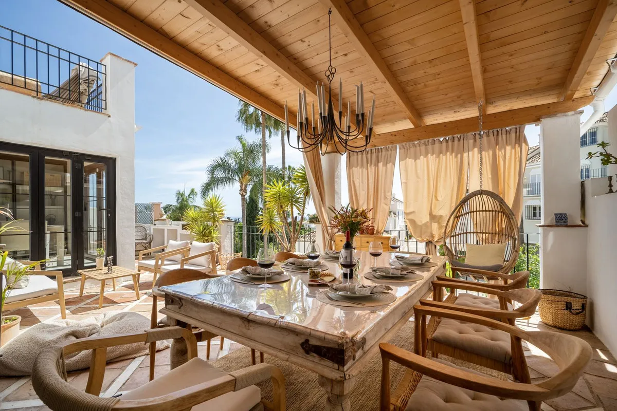 c717c245-20c9-41da-b4c5-47416b8f3a11