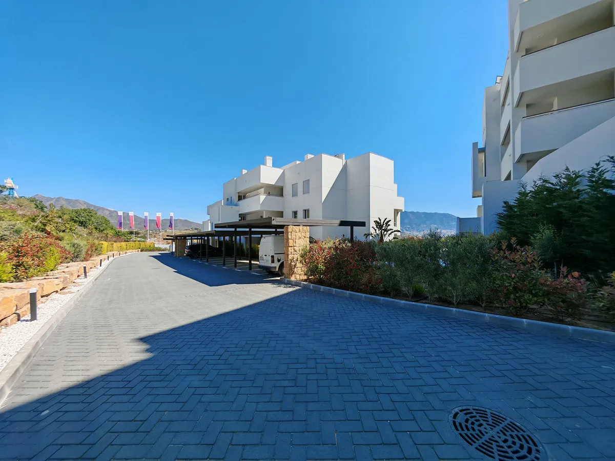 3212cb77-e826-4f77-8ad1-94275cccd733