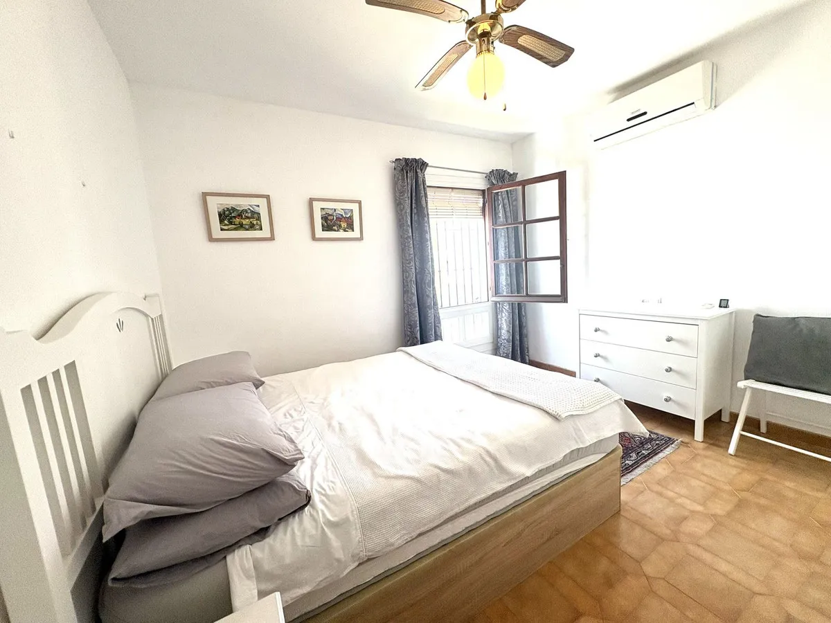 1ab9fca7-3eb6-416d-a4a5-43ff720f0d01