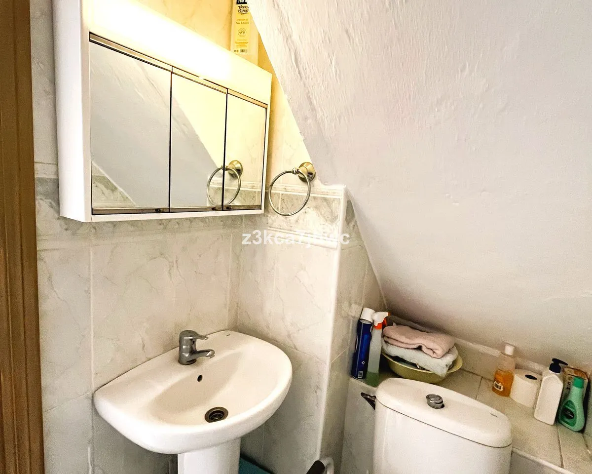 4a6d8b16-4fff-4d98-9e3f-68d91e886de0